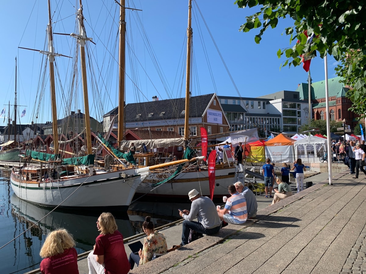 Bilde av NHO og NHO Reiselivs studio i Pollen under Arendalsuka 2021.