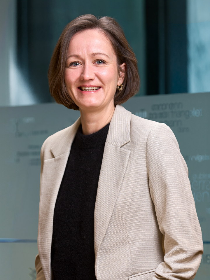 Portrettfoto av Mari Nordlie Strand, kategorisjef i NHO Reiseliv Innkjøpskjeden.