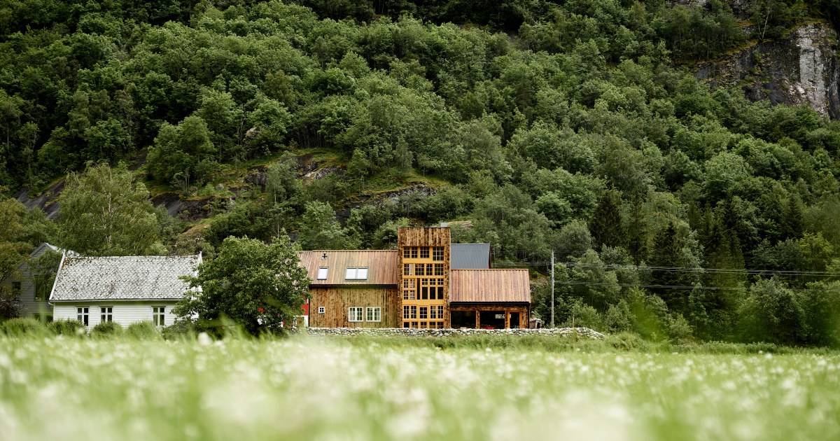 29|2 Aurland