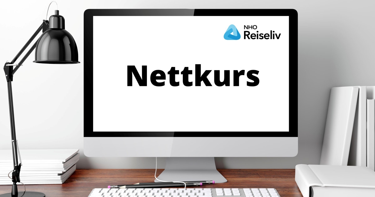 En datamaskin der det står ordet "Nettkurs" på med NHO Reiselivs logo. Foto.